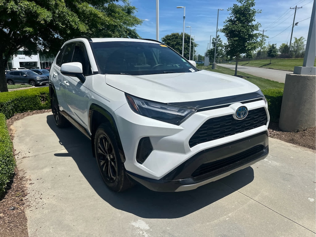 Used 2024 Toyota RAV4 Hybrid SE SUV