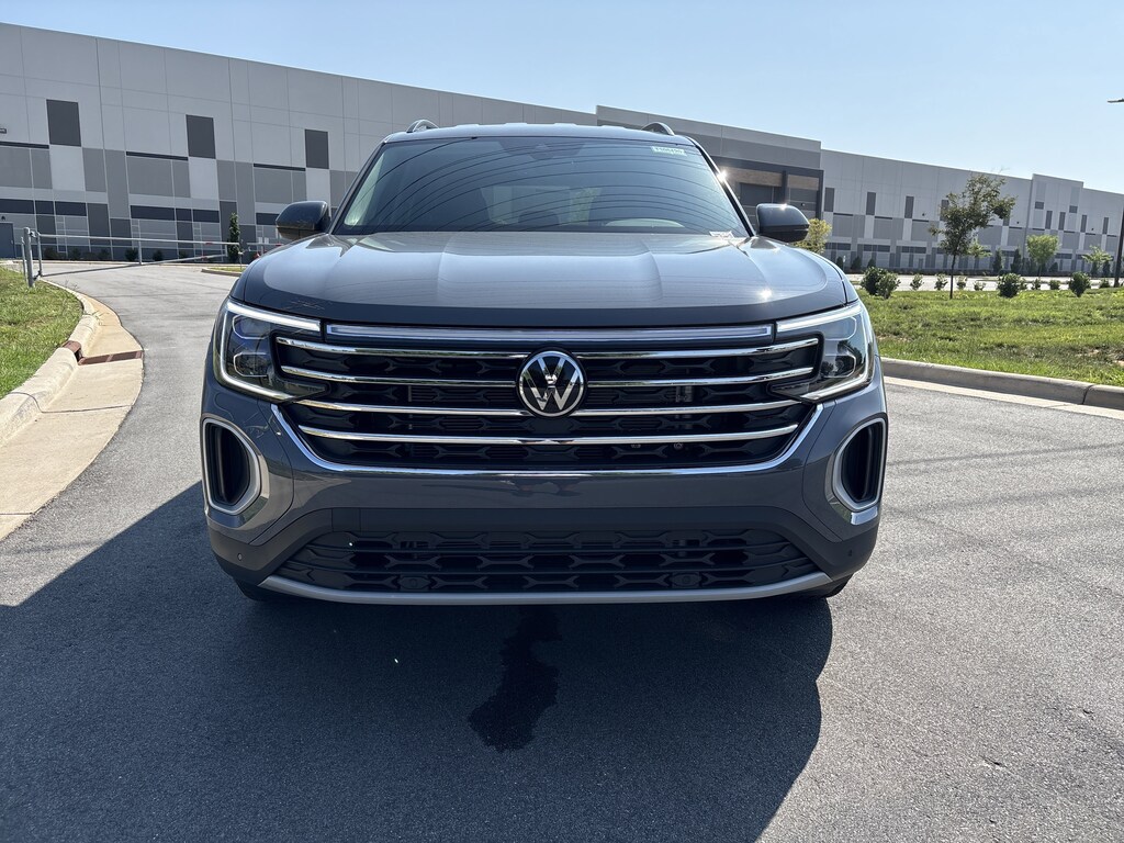 New 2026 Volkswagen Atlas 2.0T SE w/Technology SUV