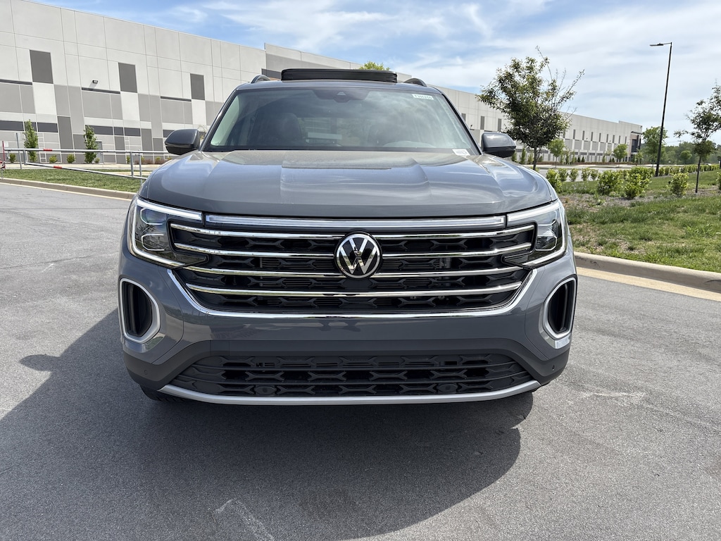 New 2026 Volkswagen Atlas 2.0T SE w/Technology SUV