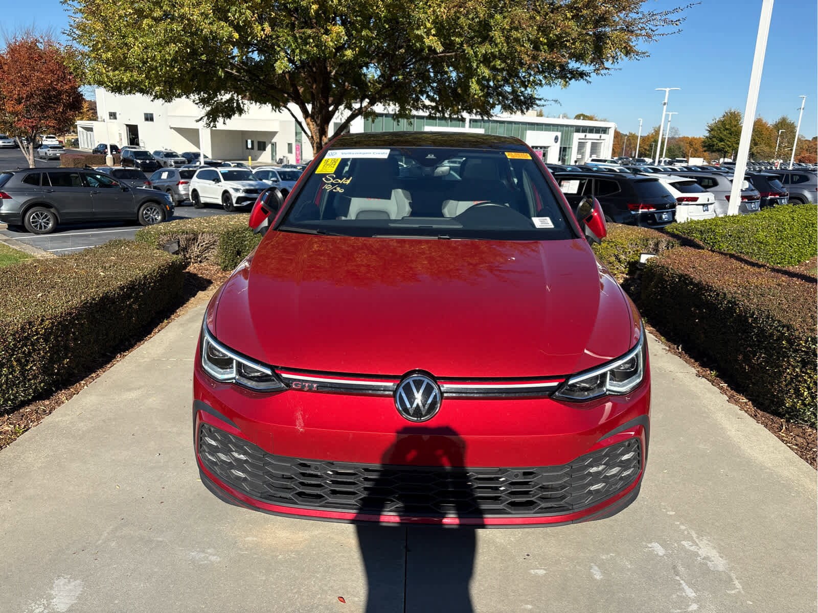 2024 Volkswagen Golf GTI SE photo 3