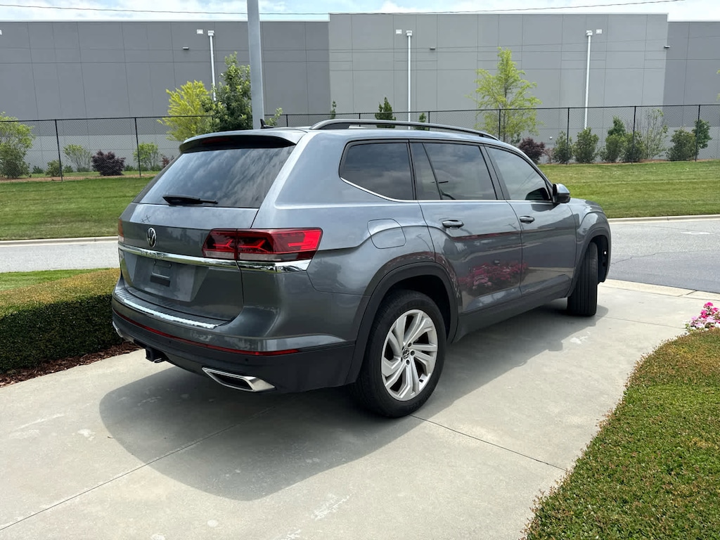Used 2023 Volkswagen Atlas 3.6L V6 SE w/Technology SUV