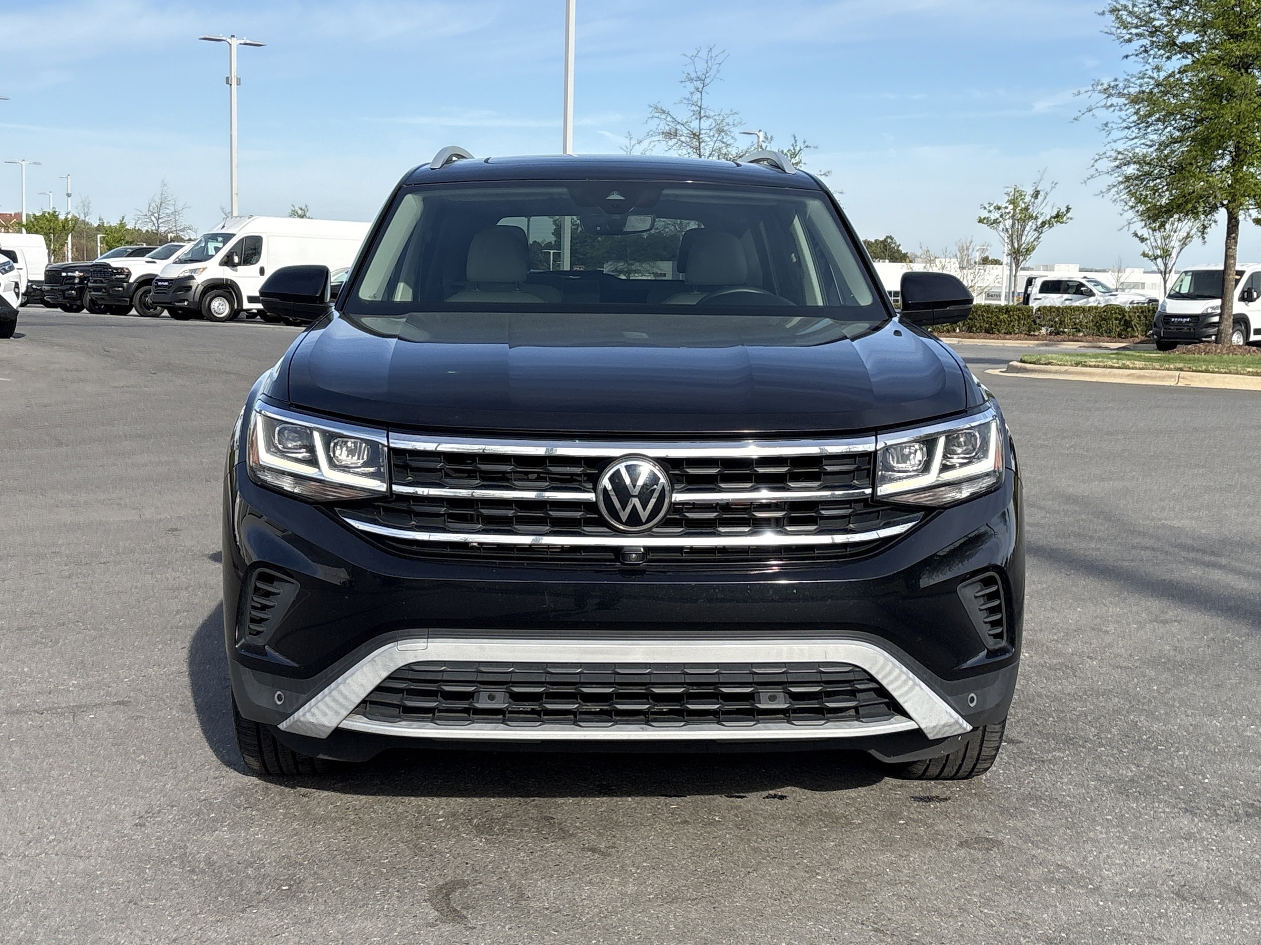 2021 Volkswagen Atlas 3.6L V6 SEL Premium 4MOTION (2021.5) photo 2