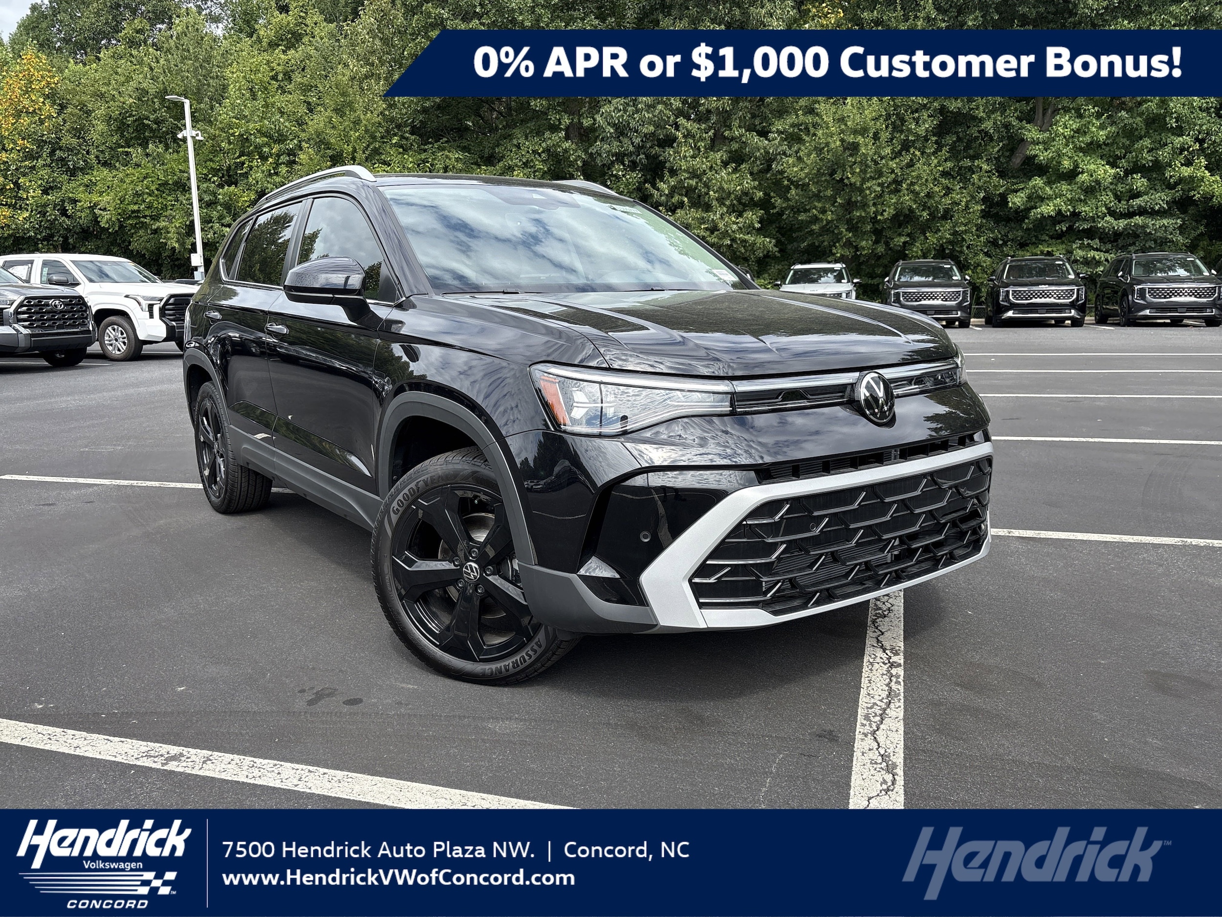 2025 Volkswagen Taos SEL's photo