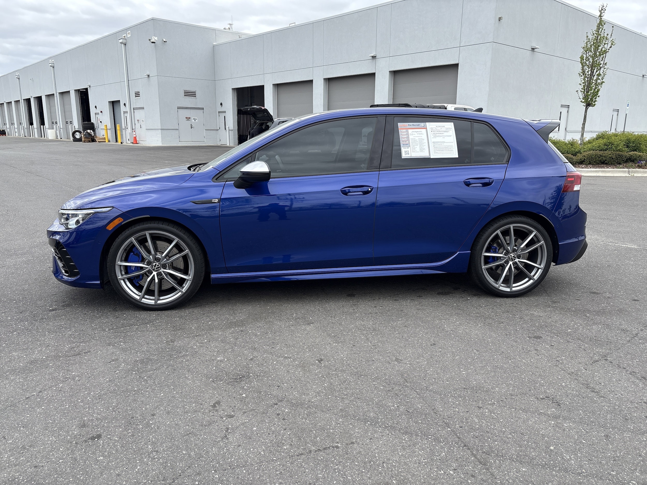 2024 Volkswagen Golf R 2.0T photo 4