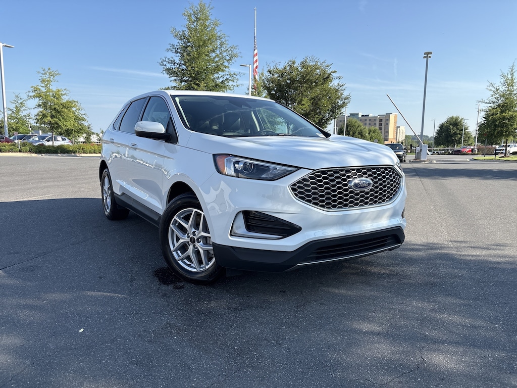 Used 2024 Ford Edge SUV