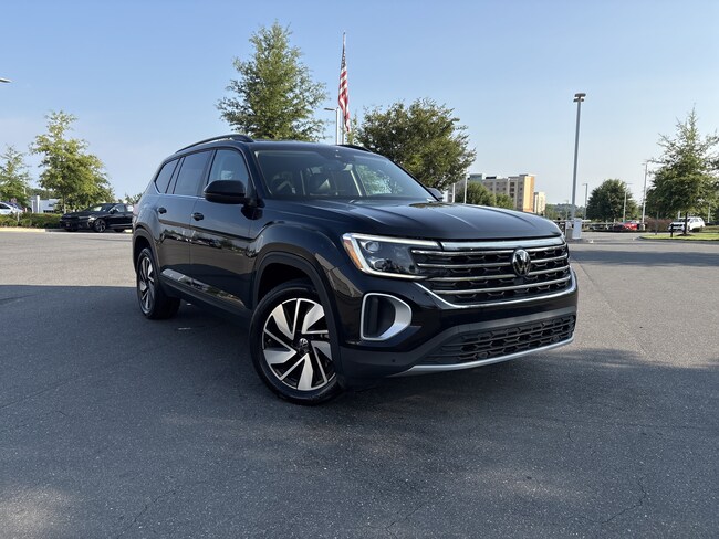 2024 Volkswagen Atlas 2.0T SE w/Technology SUV