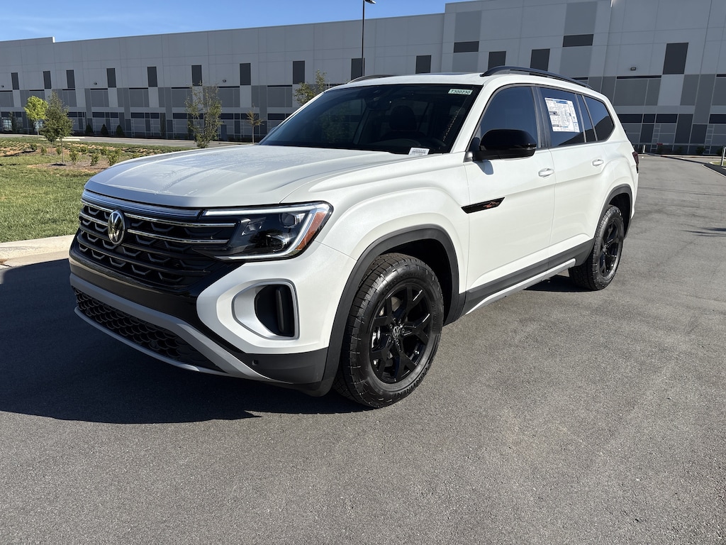 New 2026 Volkswagen Atlas 2.0T Peak Edition SUV