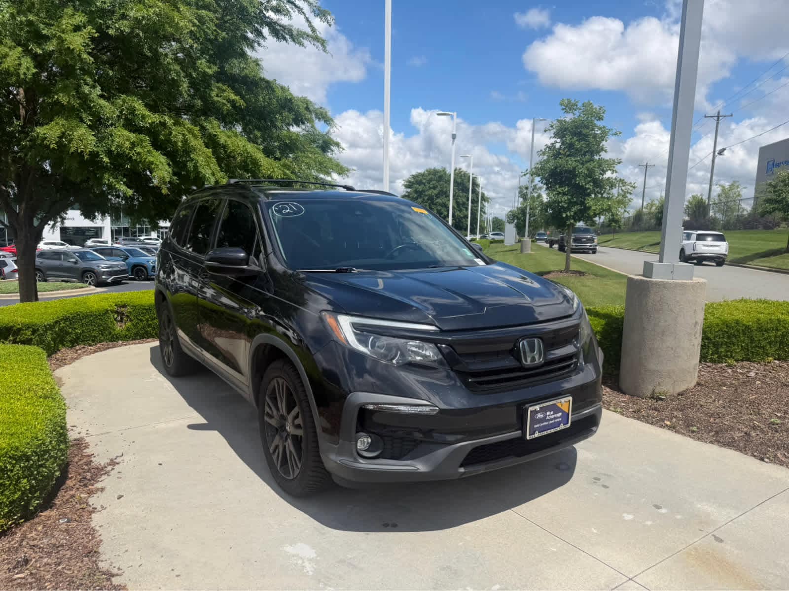 2021 Honda Pilot Special Edition AWD photo 5