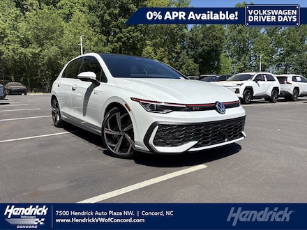 2026 Volkswagen Golf GTI 2.0T SE Hatchback