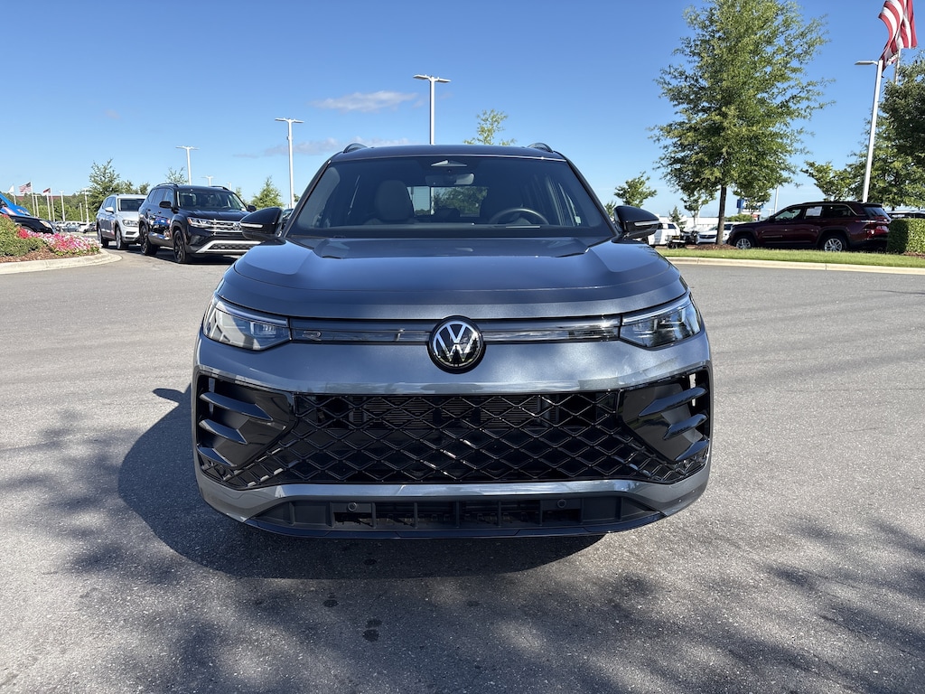 Certified 2026 Volkswagen Tiguan SE R-Line Black SUV