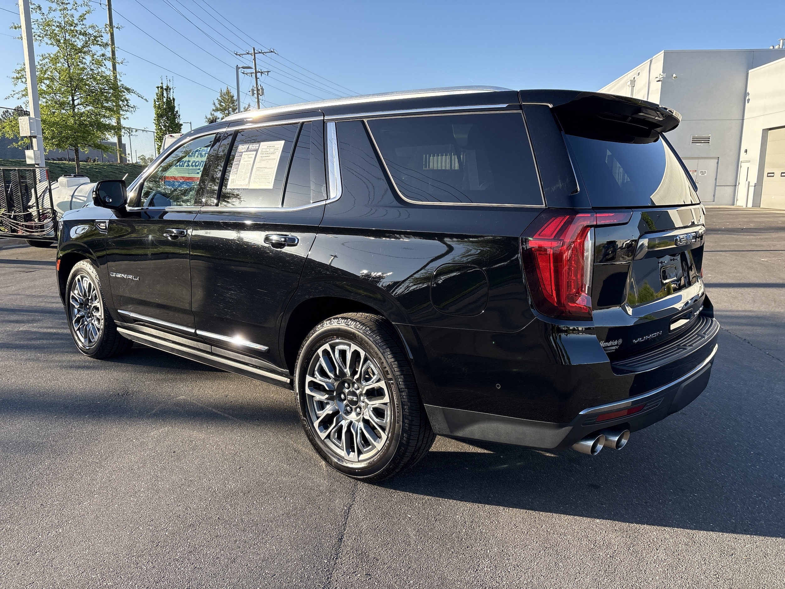 2024 GMC Yukon Denali Ultimate photo 5