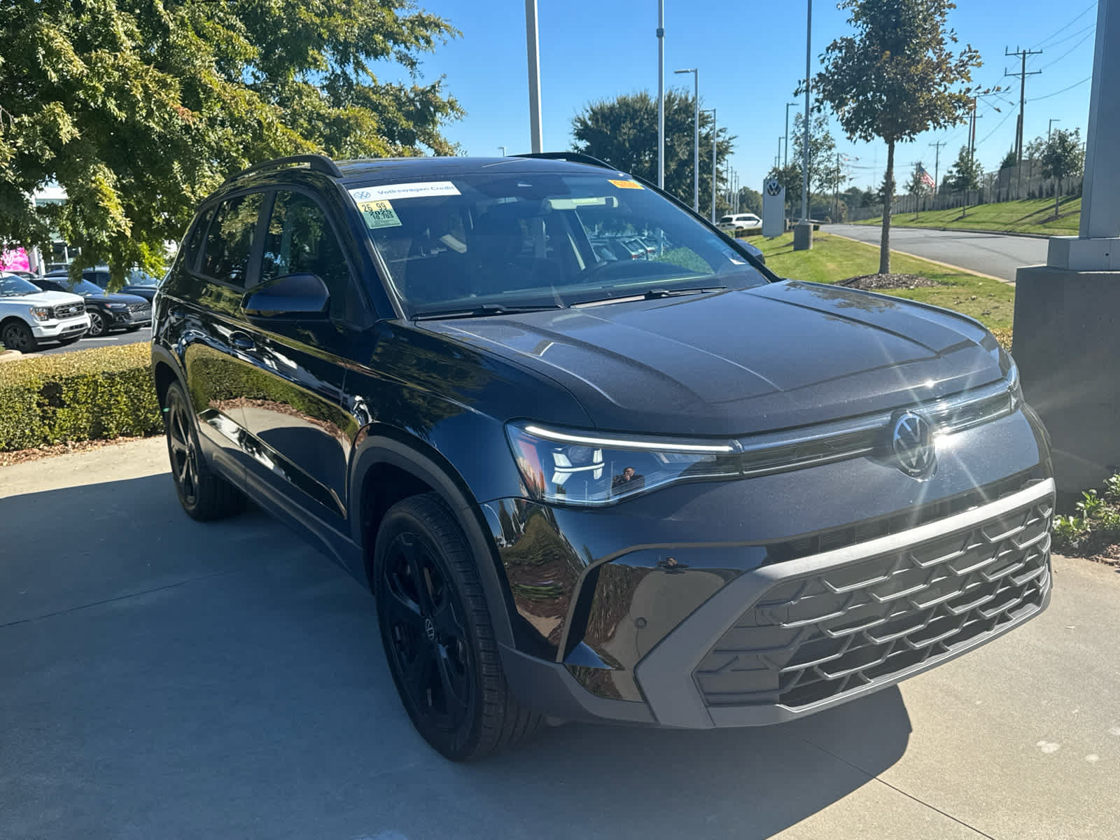 Used 2025 Volkswagen Taos 1.5T SE Black SUV