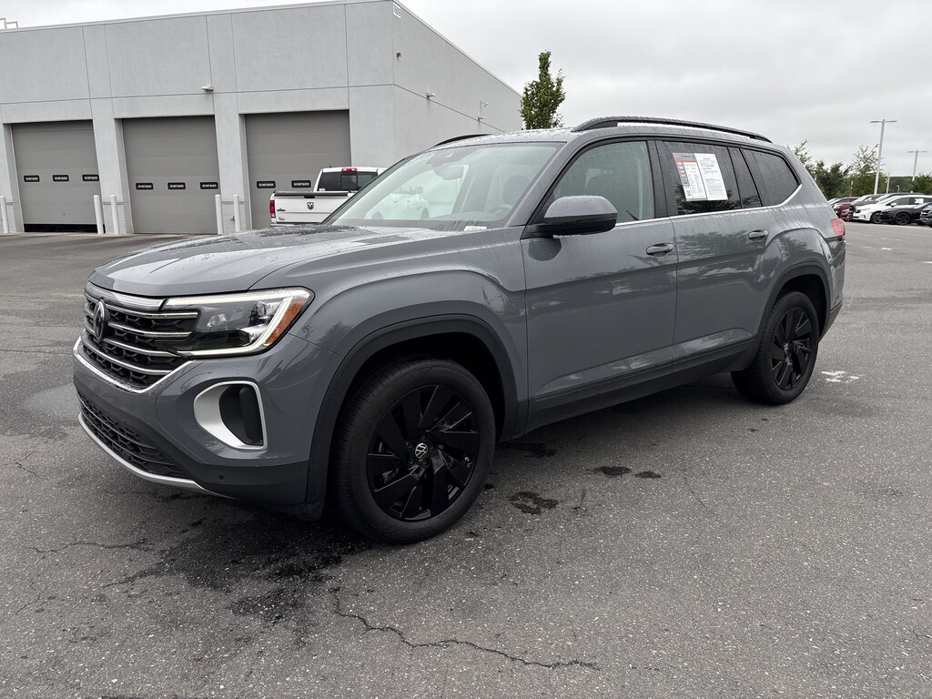 Certified 2026 Volkswagen Atlas SE w/Technology SUV