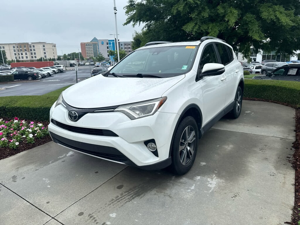 Used 2017 Toyota RAV4 XLE SUV