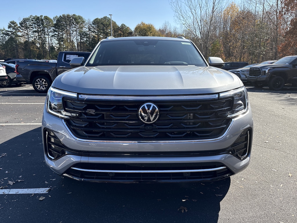 New 2026 Volkswagen Atlas Cross Sport 2.0T SEL Premium R-Line SUV