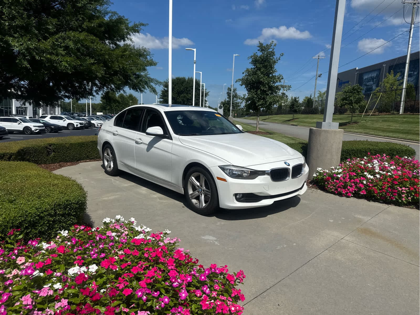 Used 2014 BMW 3 Series 320i with VIN WBA3B1C59EP679962 for sale in Concord, NC