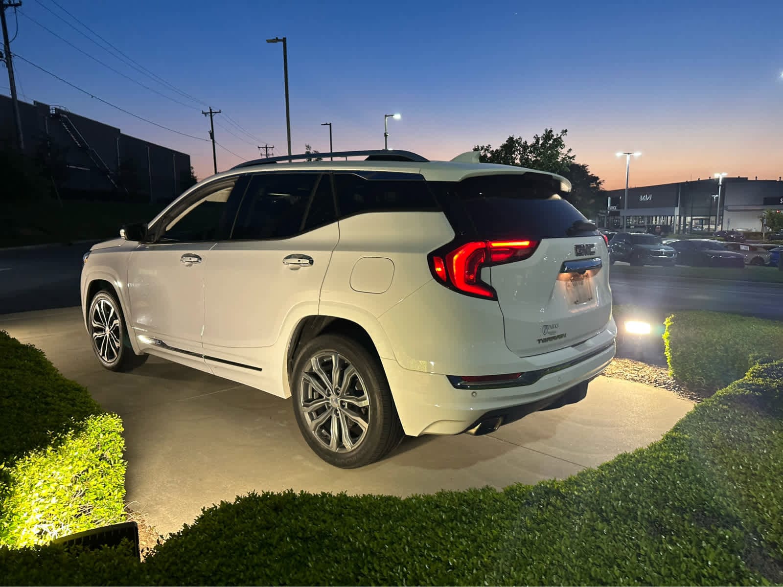 2020 GMC Terrain Denali photo 6