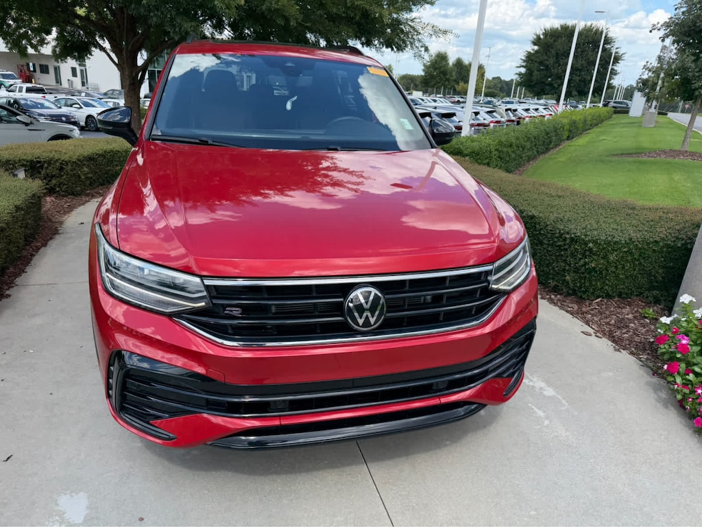 Used 2024 Volkswagen Tiguan 2.0T SE R-Line Black SUV