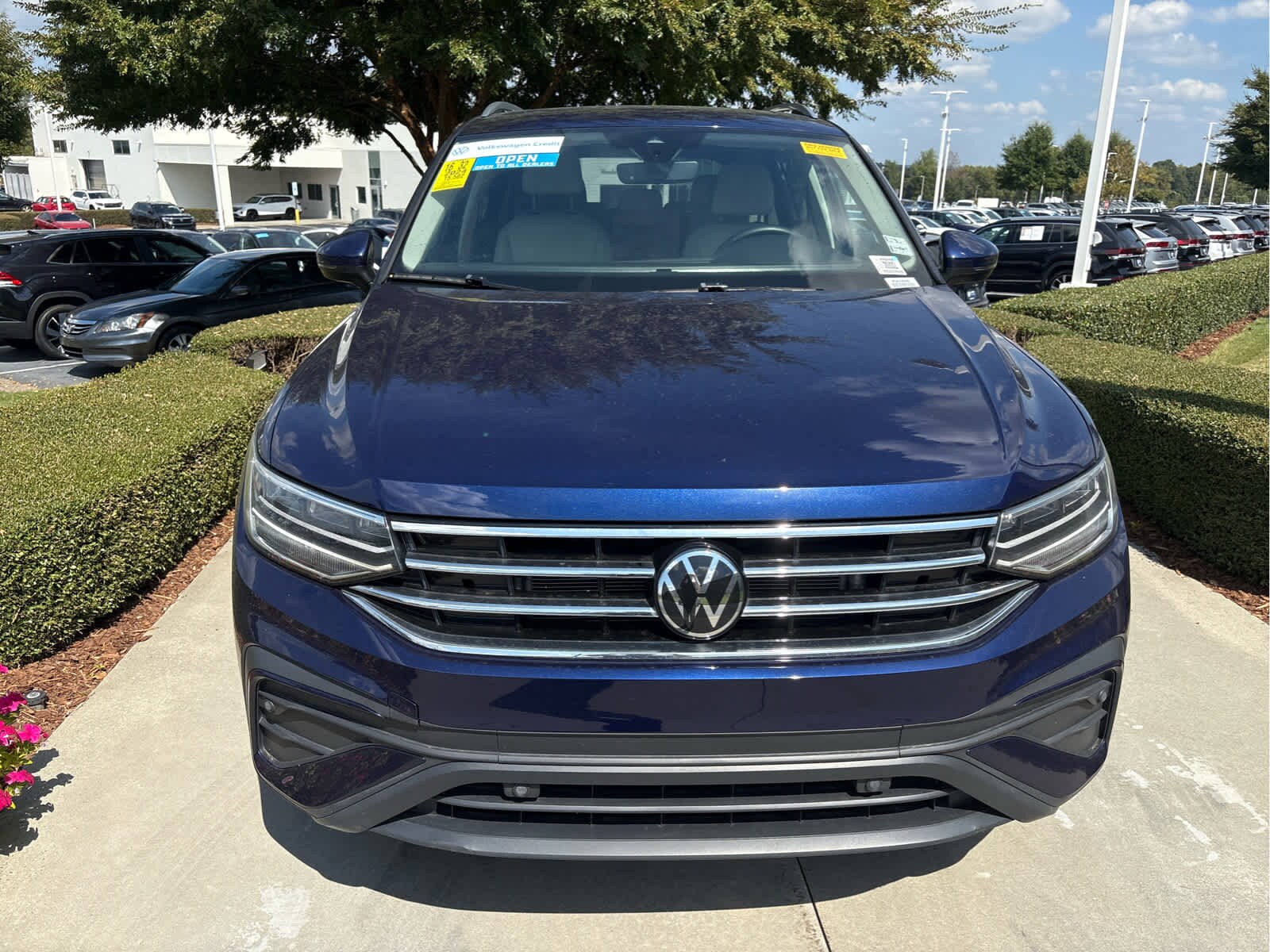 2024 Volkswagen Tiguan SE Wolfsburg Edition photo 3