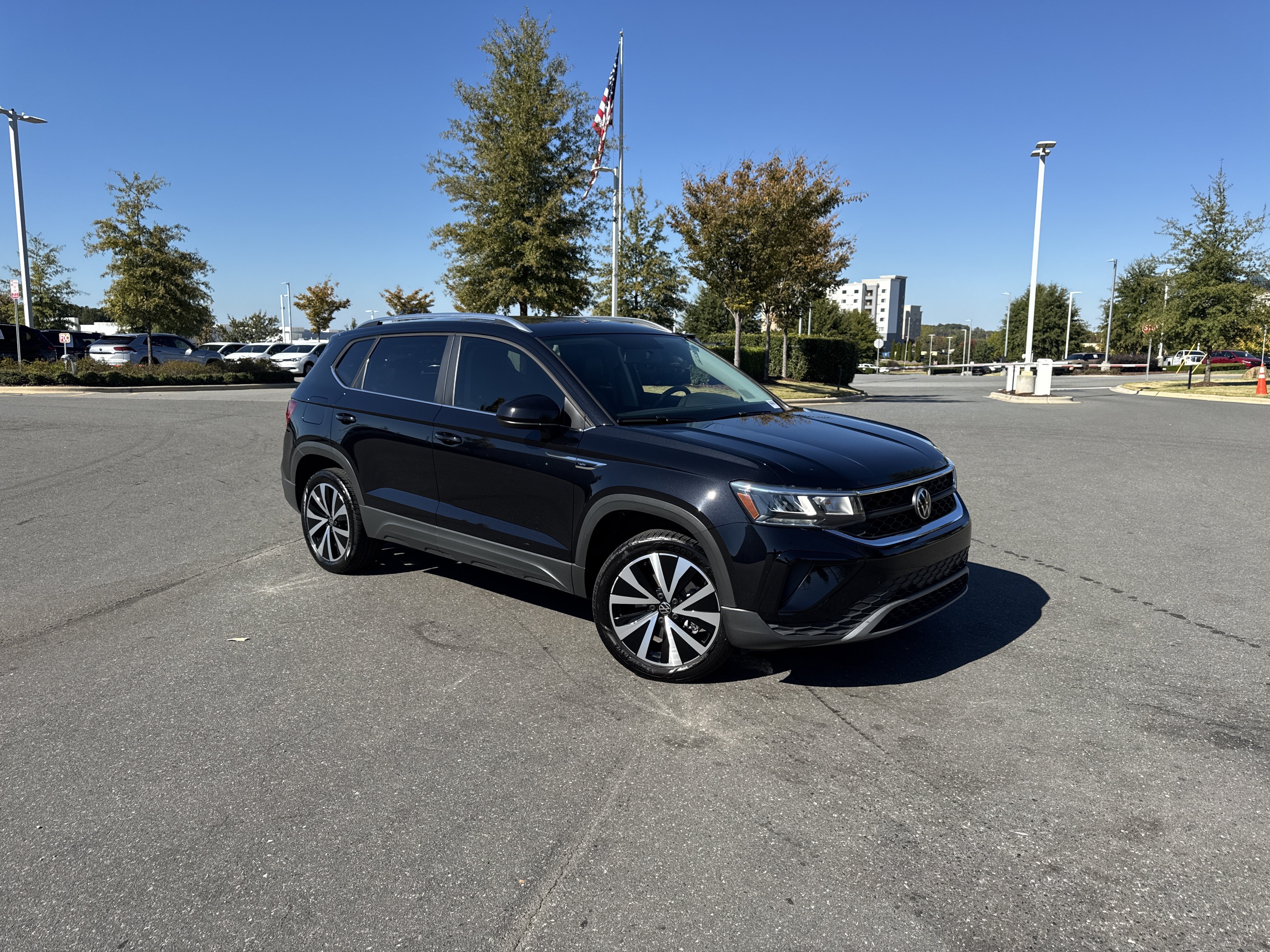 Used 2022 Volkswagen Taos 1.5T SE SUV