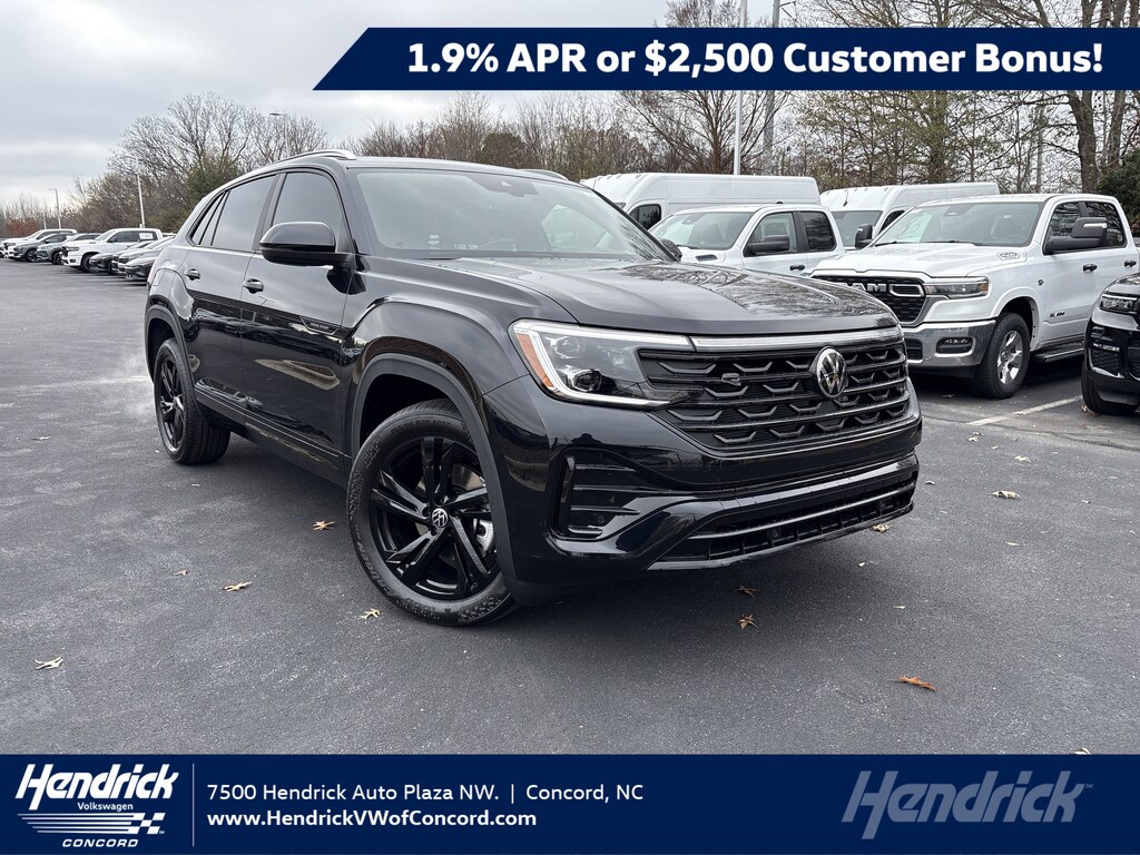 New 2026 Volkswagen Atlas Cross Sport 2.0T SEL R-Line Black SUV