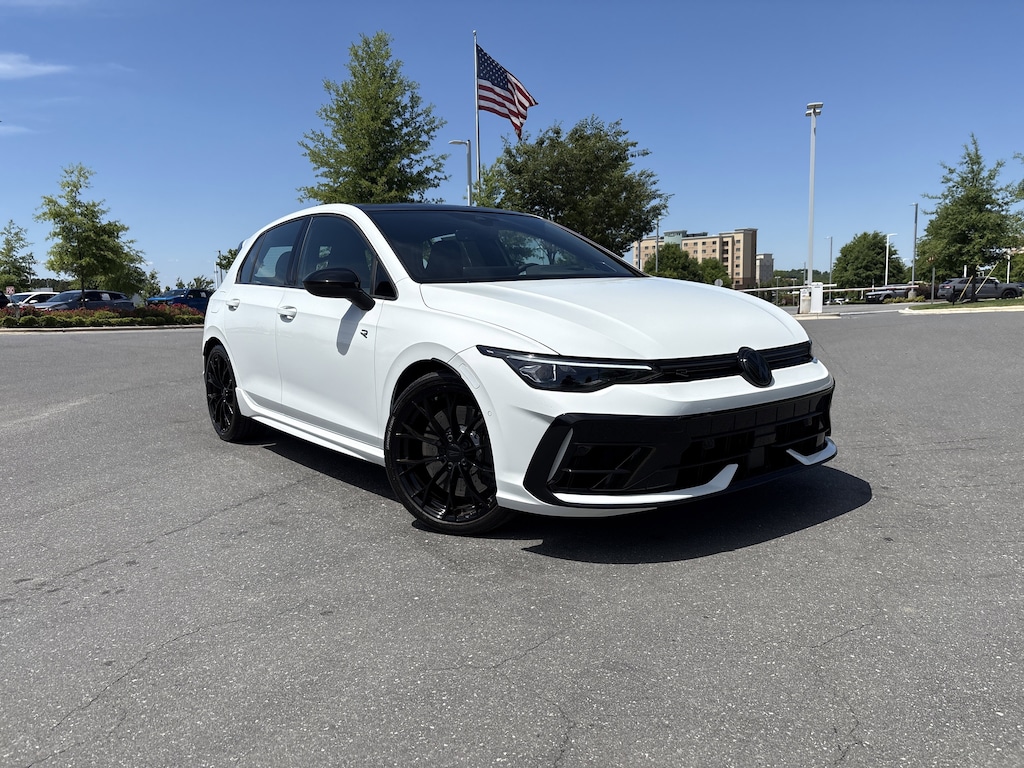 Certified 2025 Volkswagen Golf R 2.0T Black Edition Hatchback