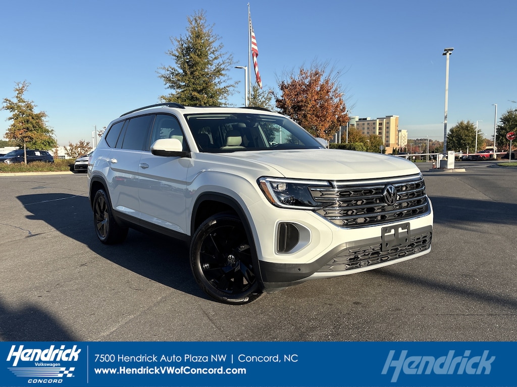 Certified 2025 Volkswagen Atlas 2.0T SE w/Technology SUV