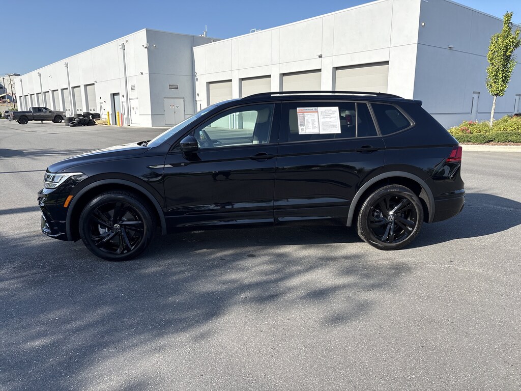 Certified 2023 Volkswagen Tiguan 2.0T SE R-Line Black SUV