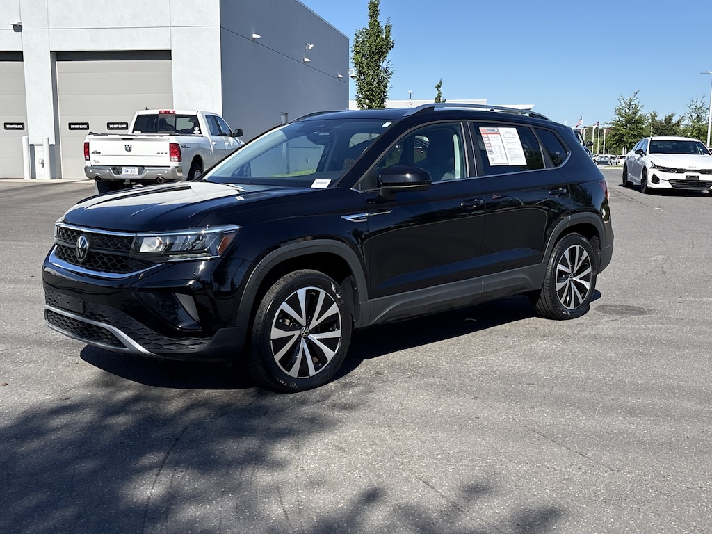 Certified 2023 Volkswagen Taos 1.5T SE SUV