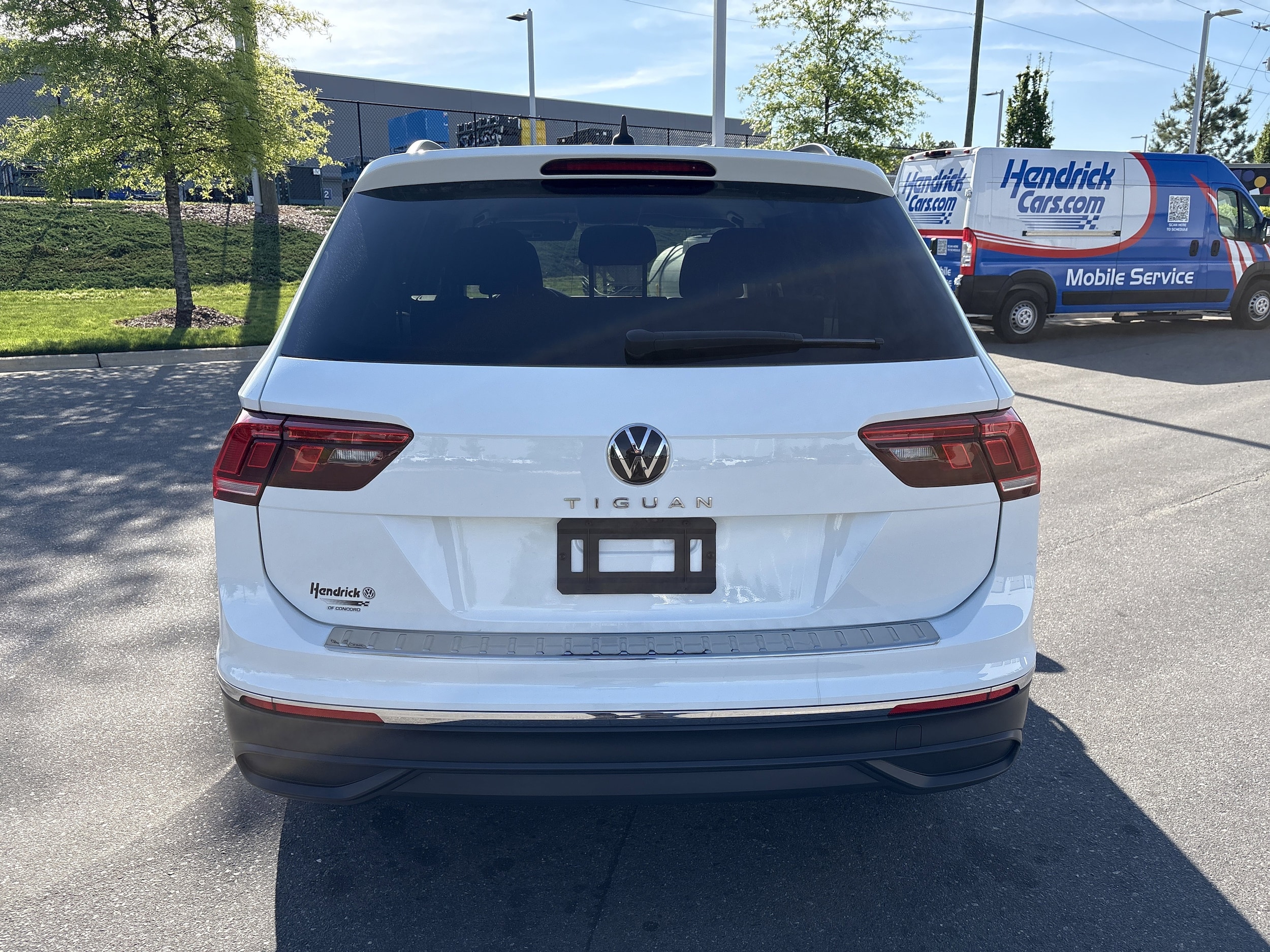 2023 Volkswagen Tiguan 2.0T S photo 3