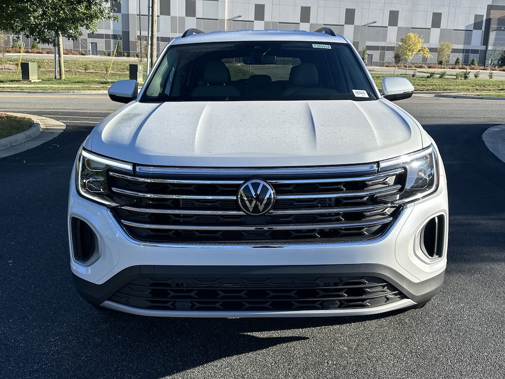 New 2026 Volkswagen Atlas 2.0T SE SUV