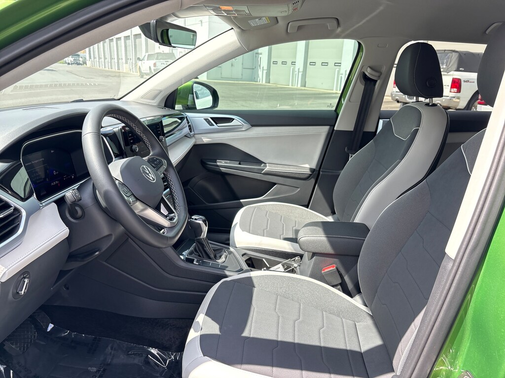 Used 2026 Volkswagen Taos 1.5T SE SUV