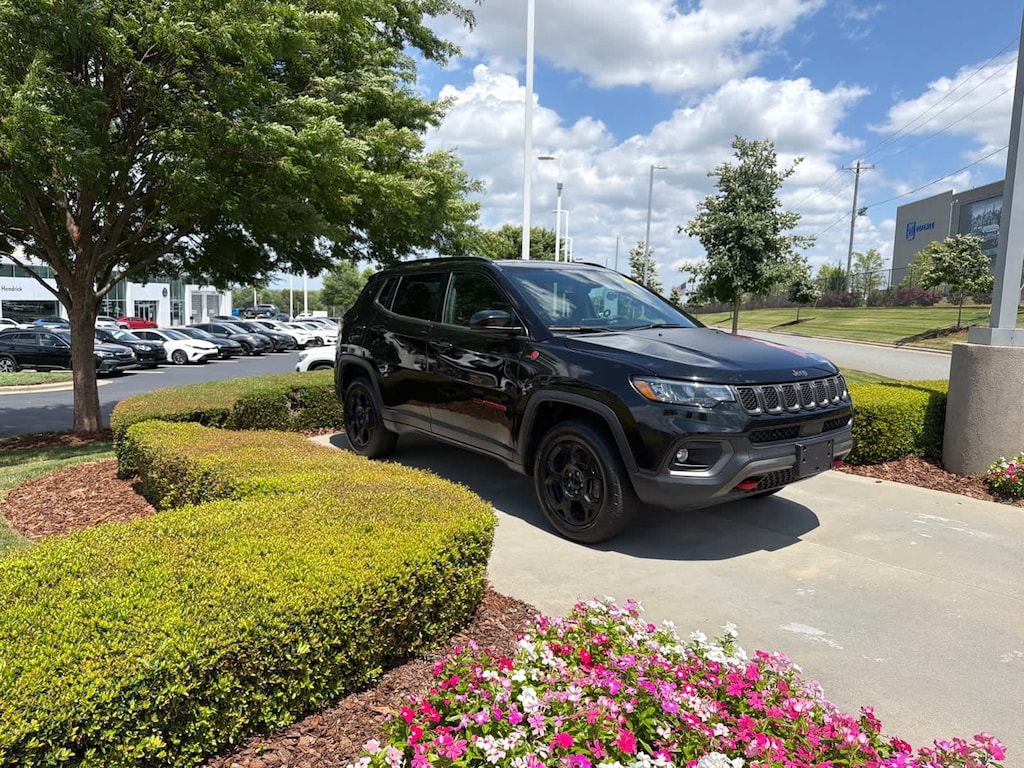 Used 2023 Jeep Compass Trailhawk SUV