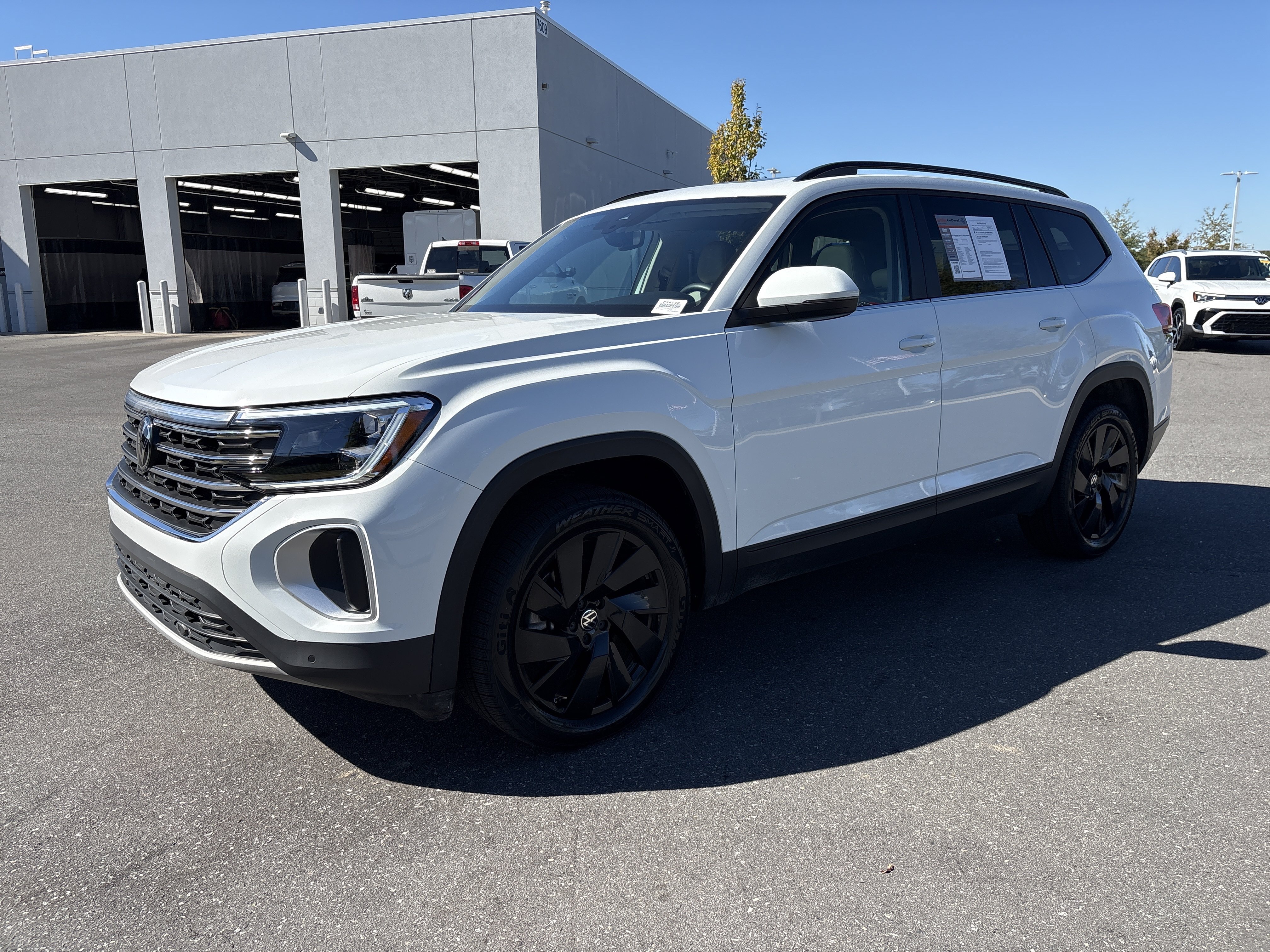 Certified 2024 Volkswagen Atlas 2.0T SE w/Technology SUV