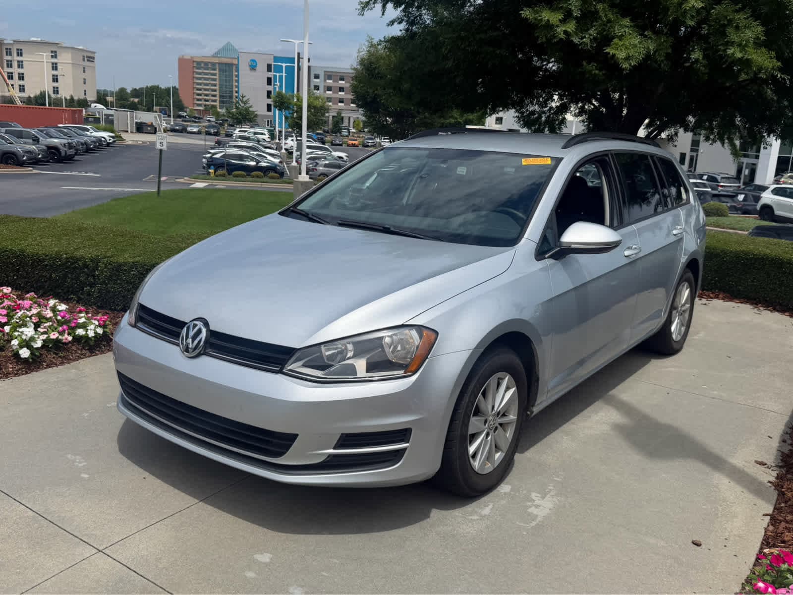 Volkswagen Golf SportWagen TSI S 4-Door Automatic