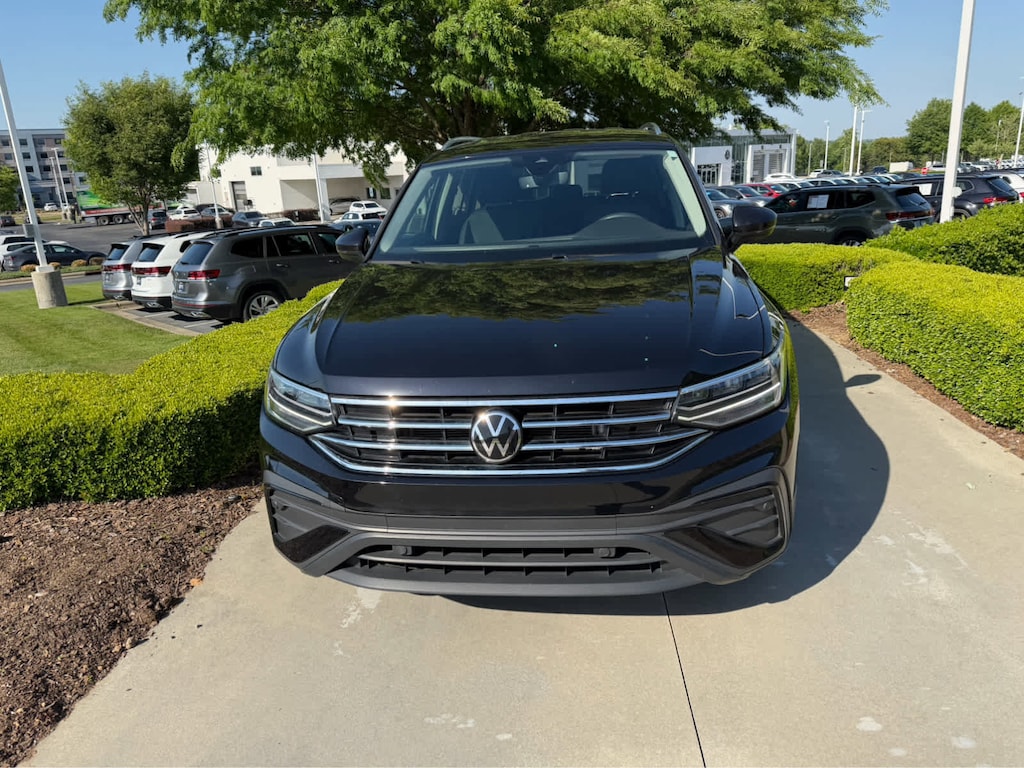 Certified 2022 Volkswagen Tiguan 2.0T SE SUV