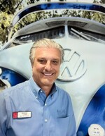 Staff member Bob Whitmore from ID_3bd727286fd7