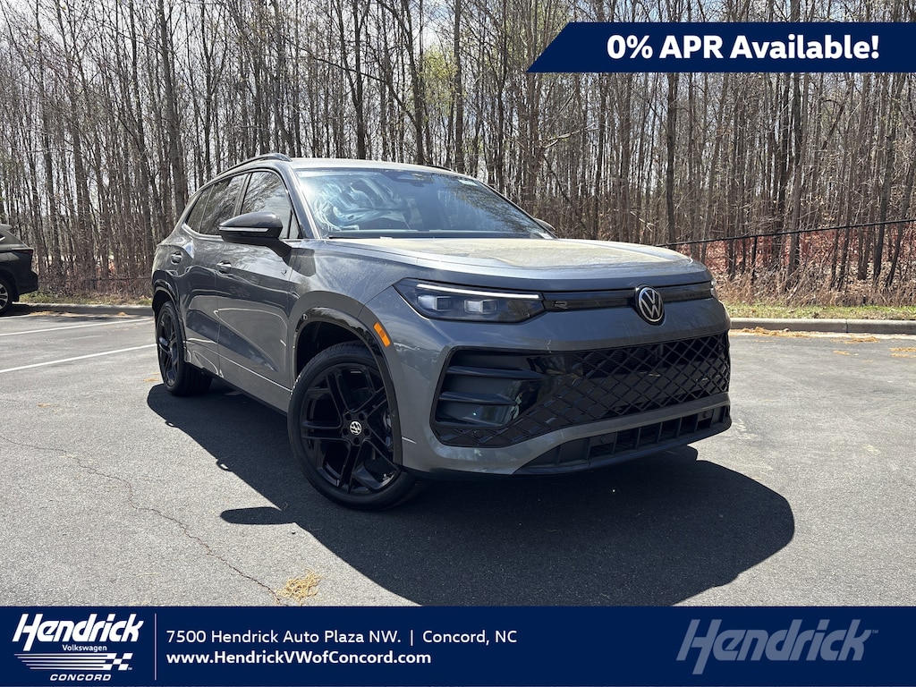 New 2026 Volkswagen Tiguan 2.0T SE R-Line Black SUV