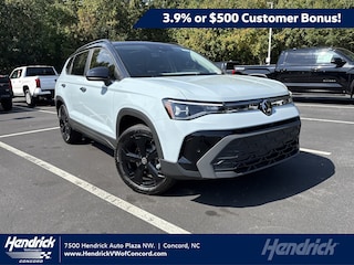 2025 Volkswagen Taos 1.5T SE Black SUV