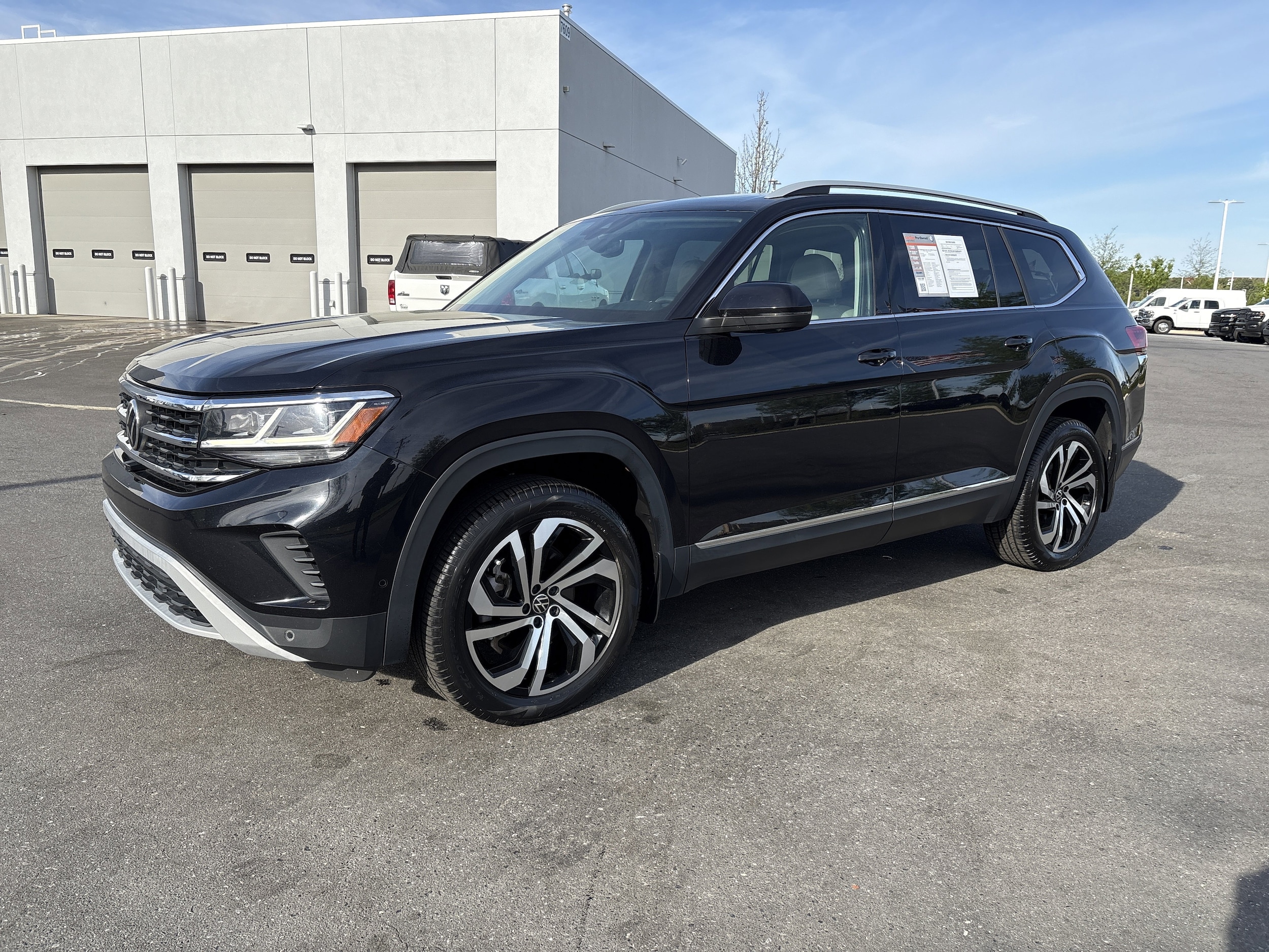 2021 Volkswagen Atlas 3.6L V6 SEL Premium 4MOTION (2021.5) photo 4