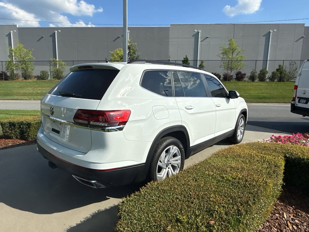 Used 2023 Volkswagen Atlas 3.6L V6 SE w/Technology SUV