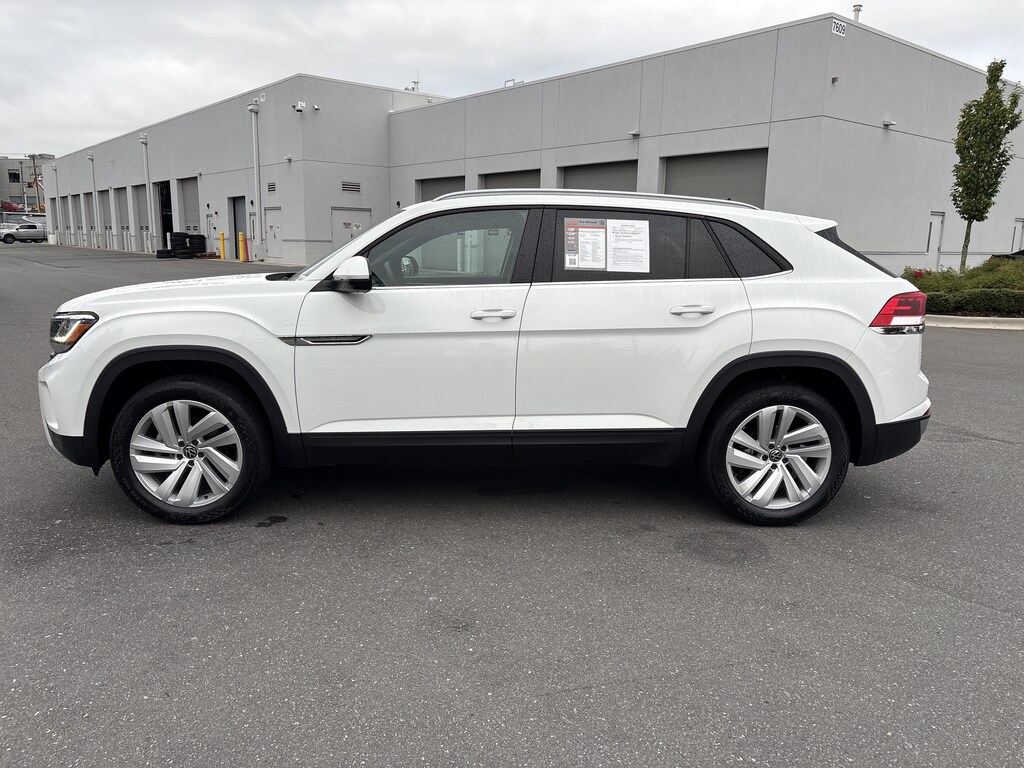 Certified 2022 Volkswagen Atlas Cross Sport 2.0T SE w/Technology SUV
