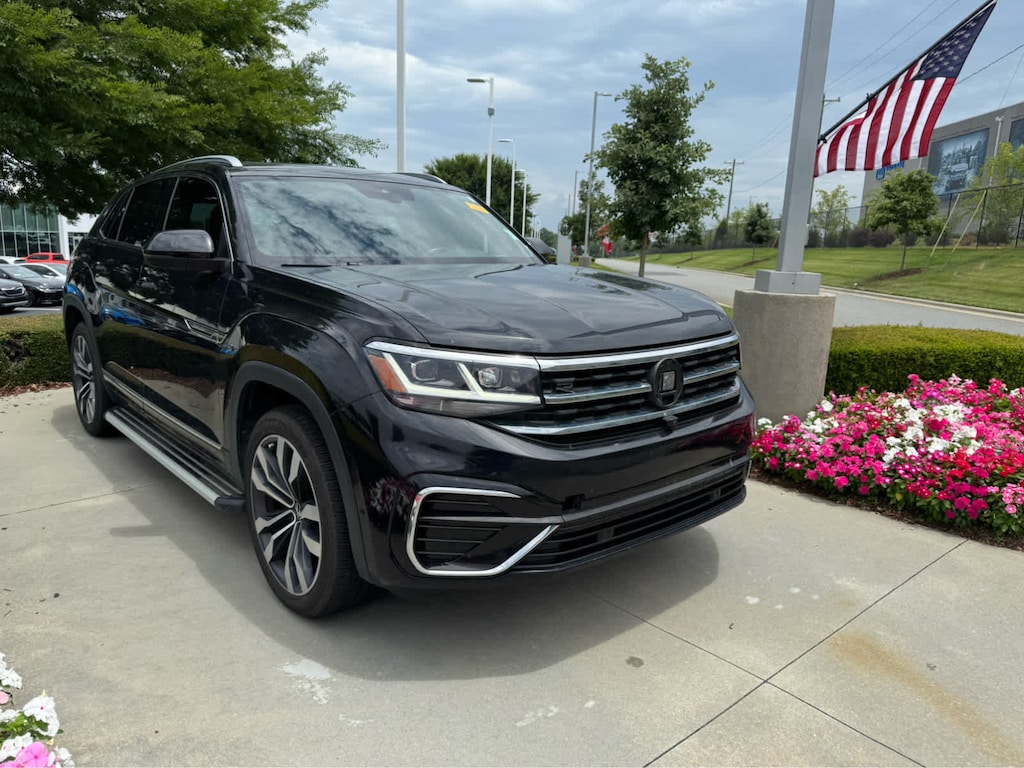 Used 2022 Volkswagen Atlas Cross Sport 3.6L V6 SEL Premium R-Line SUV