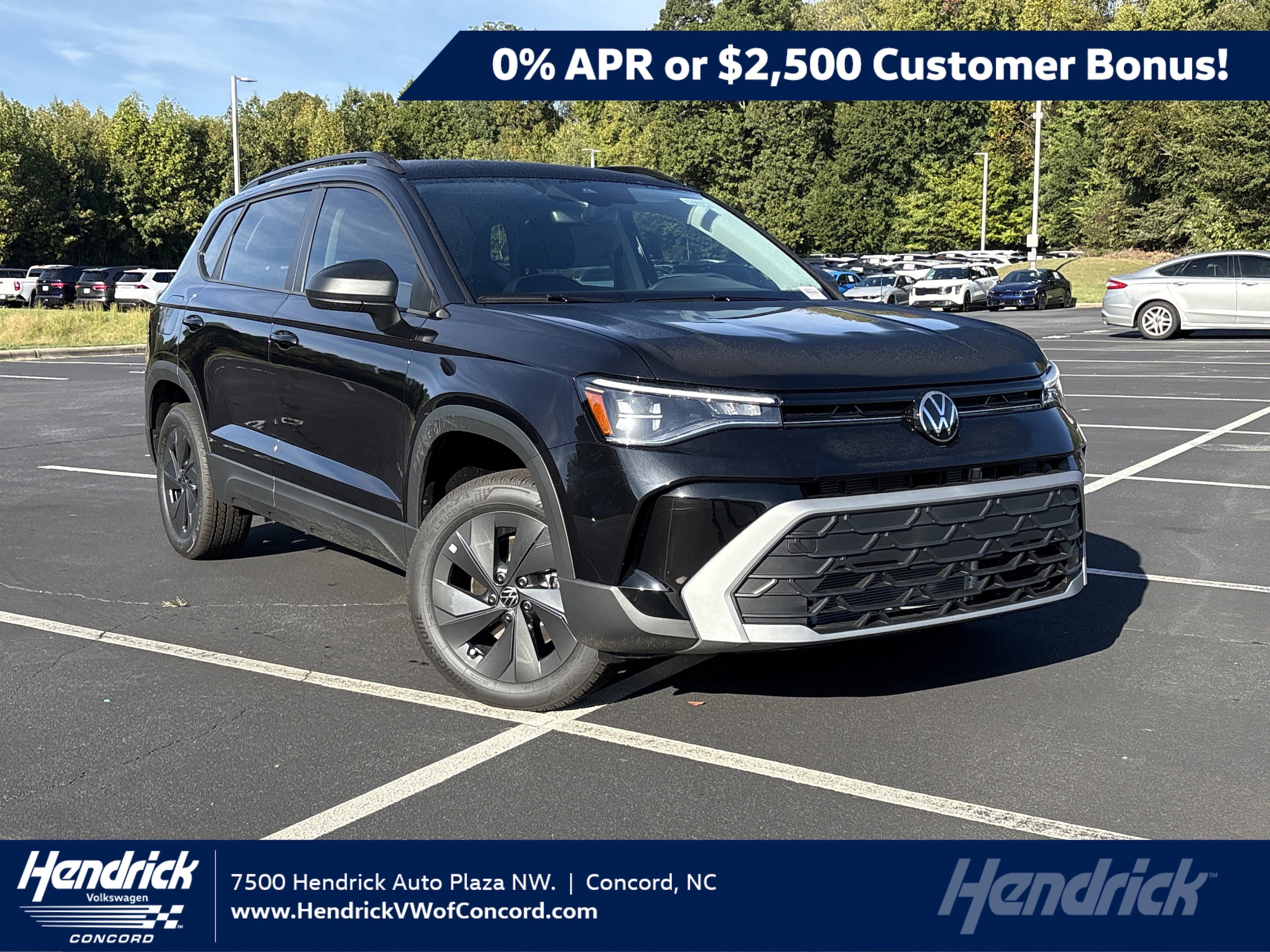 2025 Volkswagen Taos S's photo