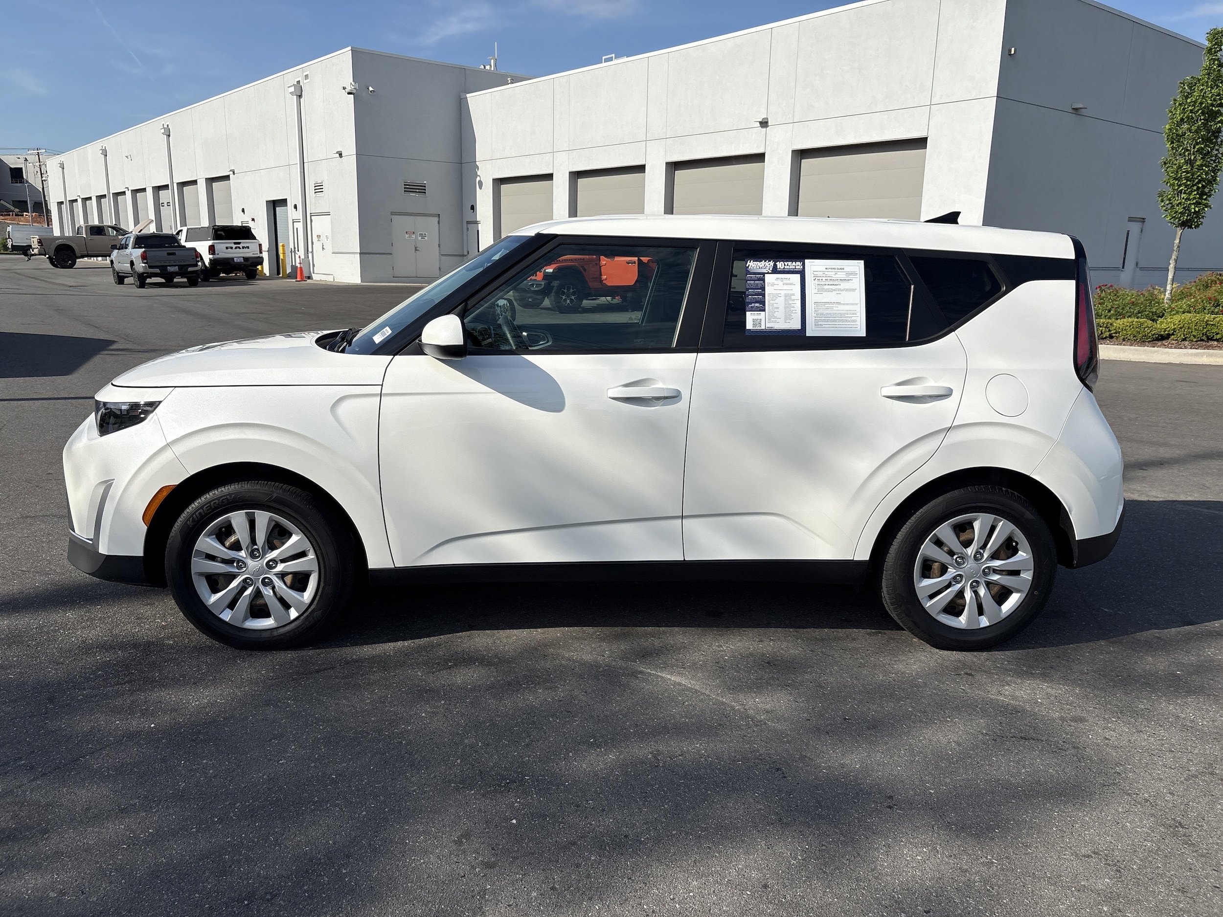 2023 Kia Soul LX photo 5