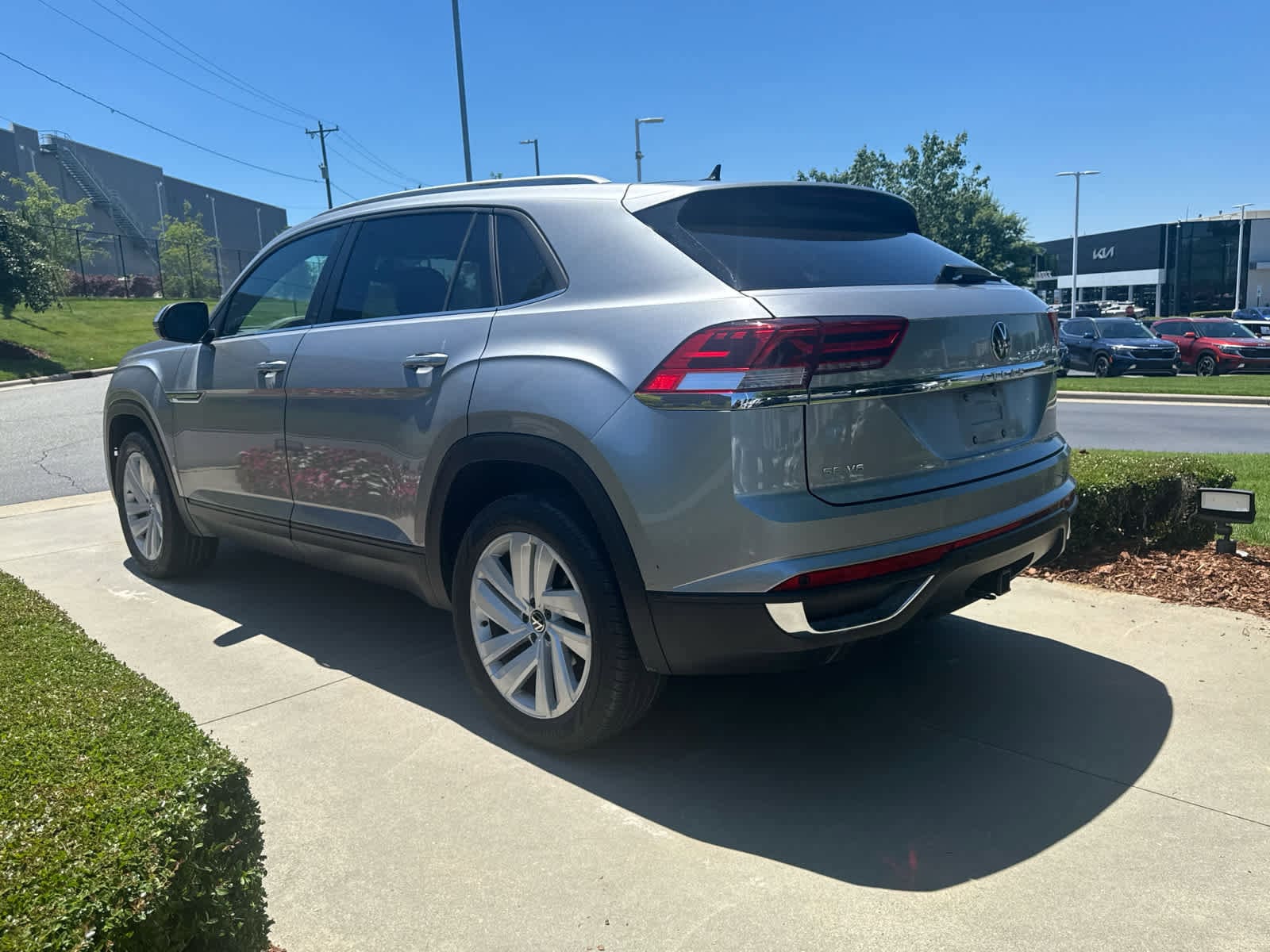 Volkswagen Atlas Cross Sport 3.6L V6 SE W/Technology