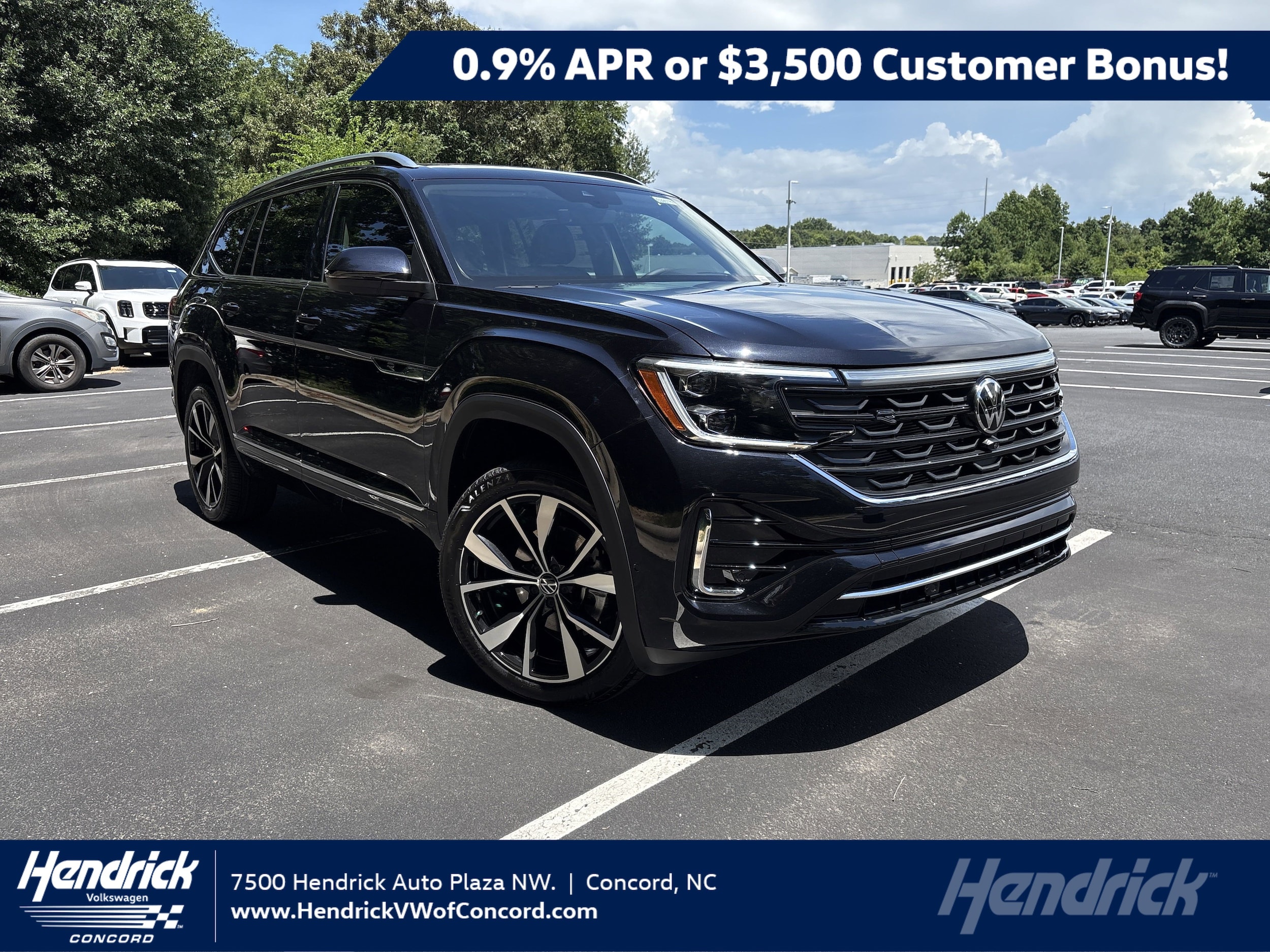 2025 Volkswagen Atlas SEL Premium R-Line's photo