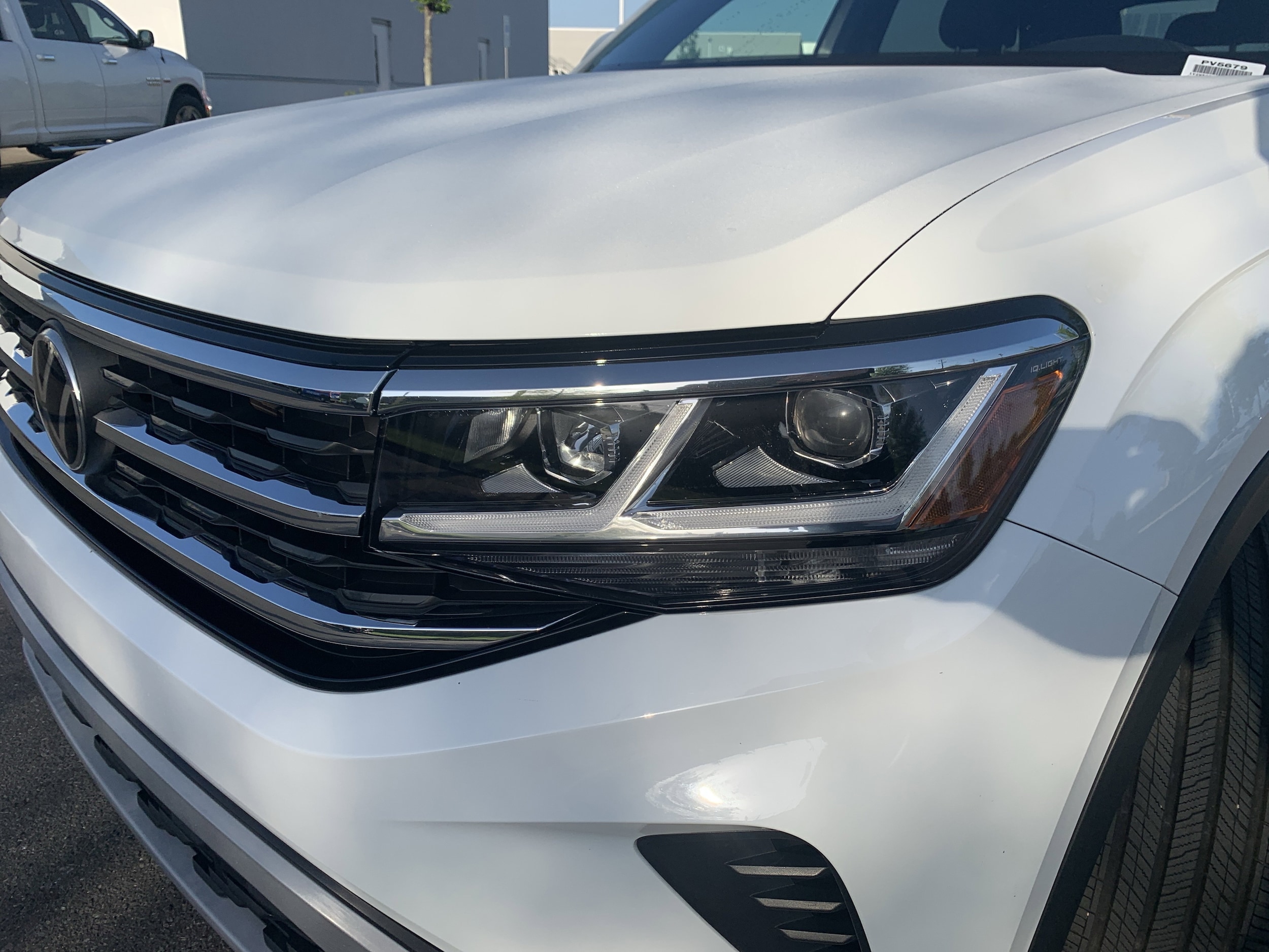 2022 Volkswagen Atlas Cross Sport 3.6L V6 SE w/Technology photo 5