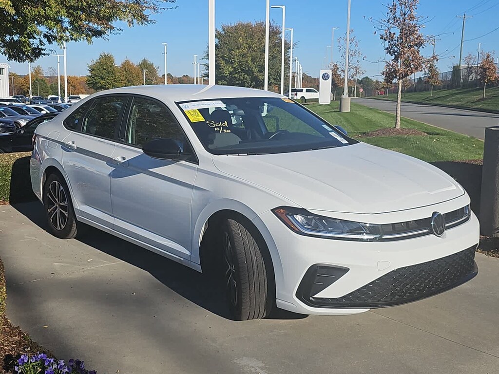 Used 2025 Volkswagen Jetta 1.5T Sport Sedan