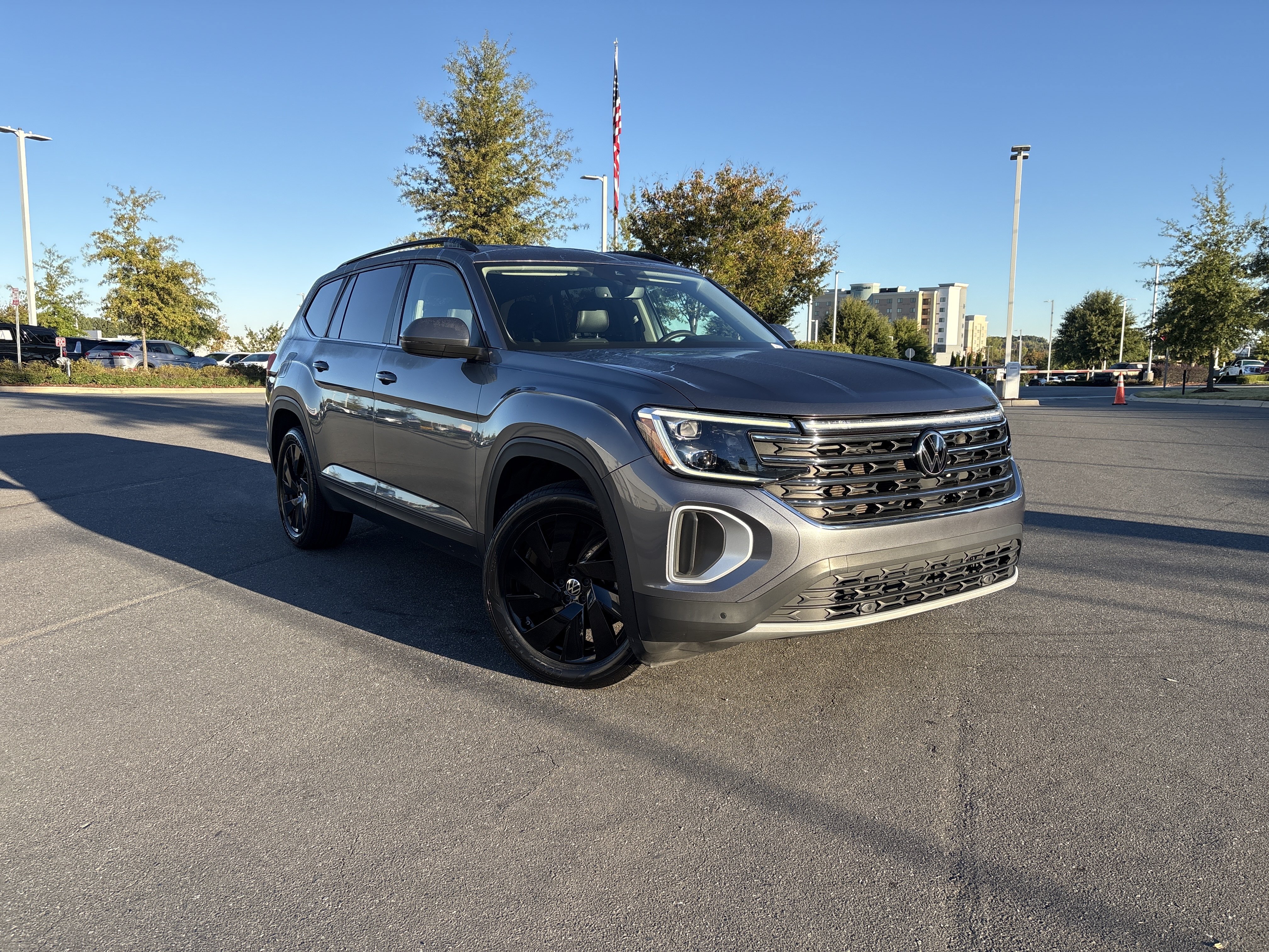 Certified 2024 Volkswagen Atlas 2.0T SE w/Technology SUV